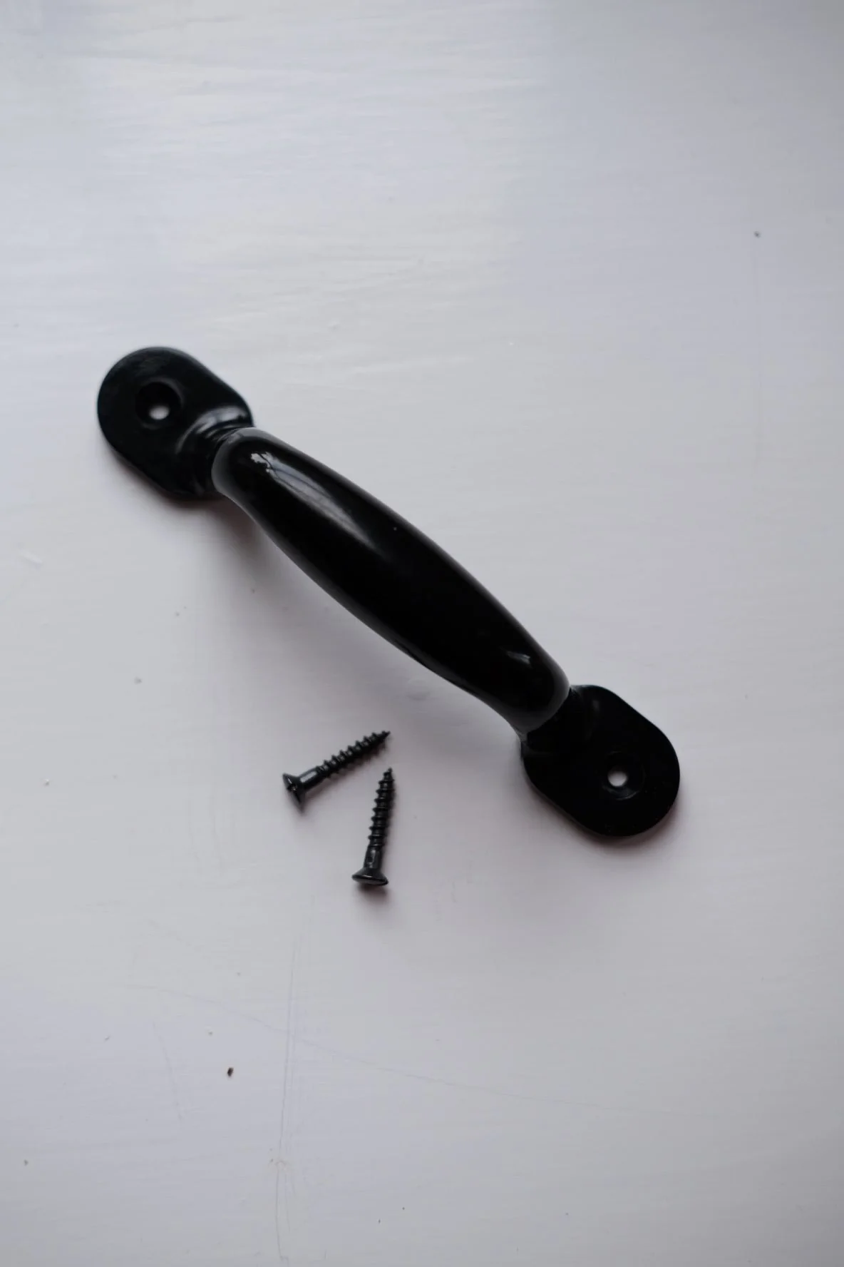 Bøjlegreb • Bakelit • 122 mm • Sort