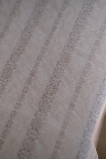 Hørdug • 140 x 250 cm • Broderie Taupe • Linge Particulier - Image 3