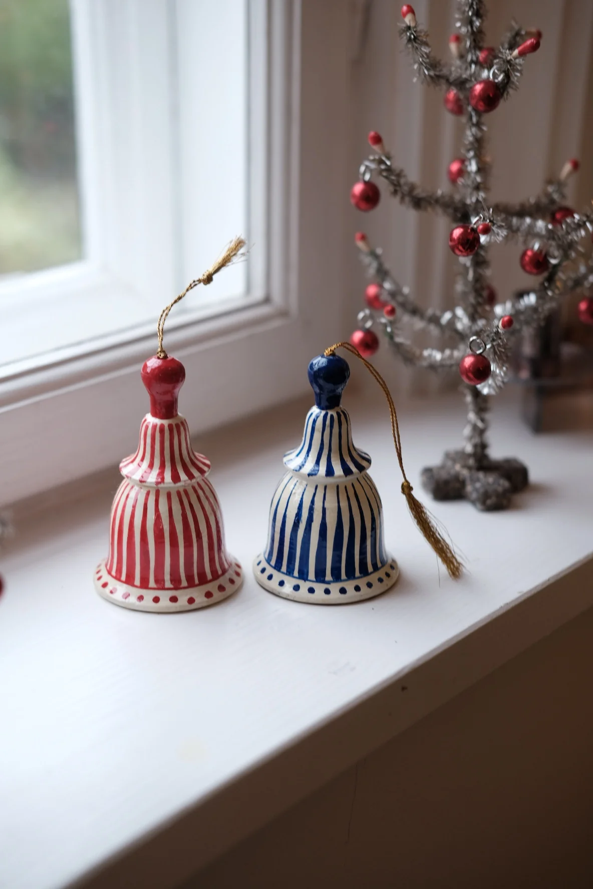 Juleklokke • Papmache • 1 stk • Assorteret