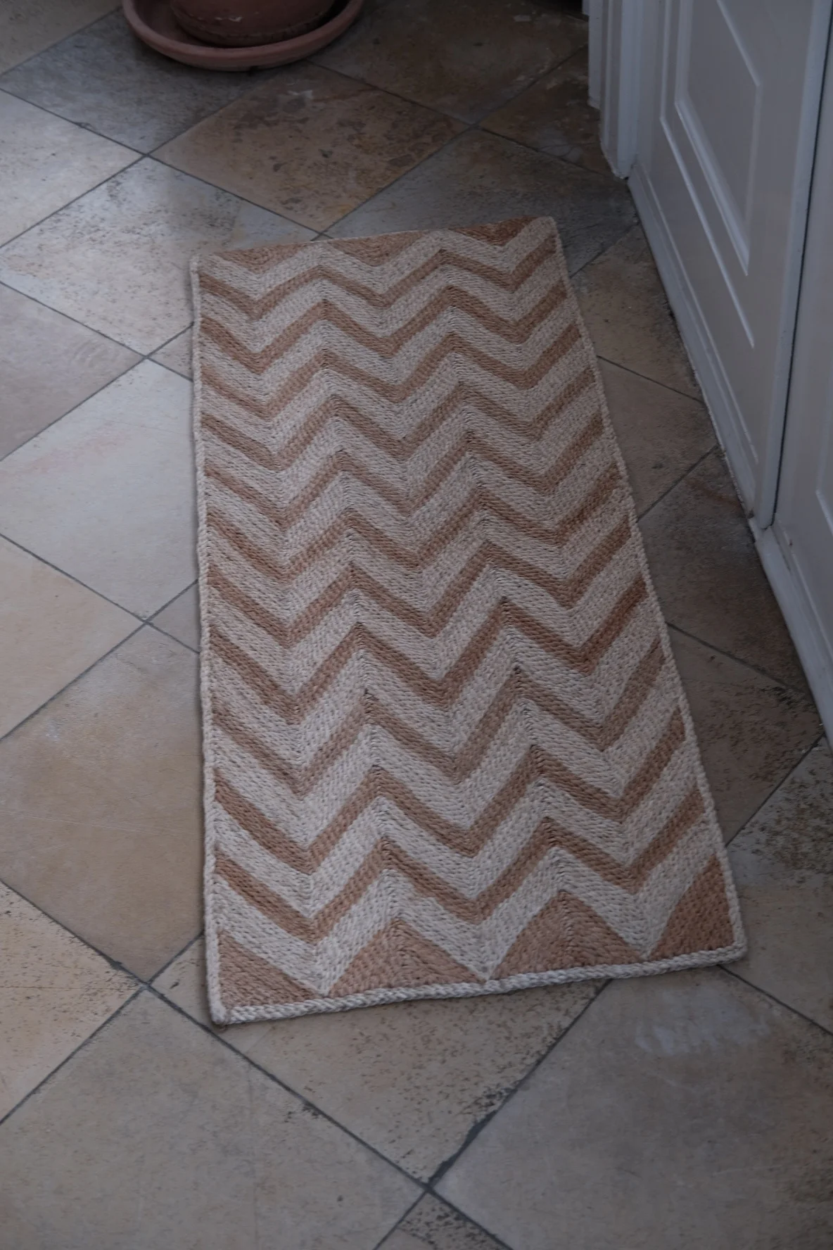Måtte • Chevron • 46 x 120 cm • Tan - Image 3