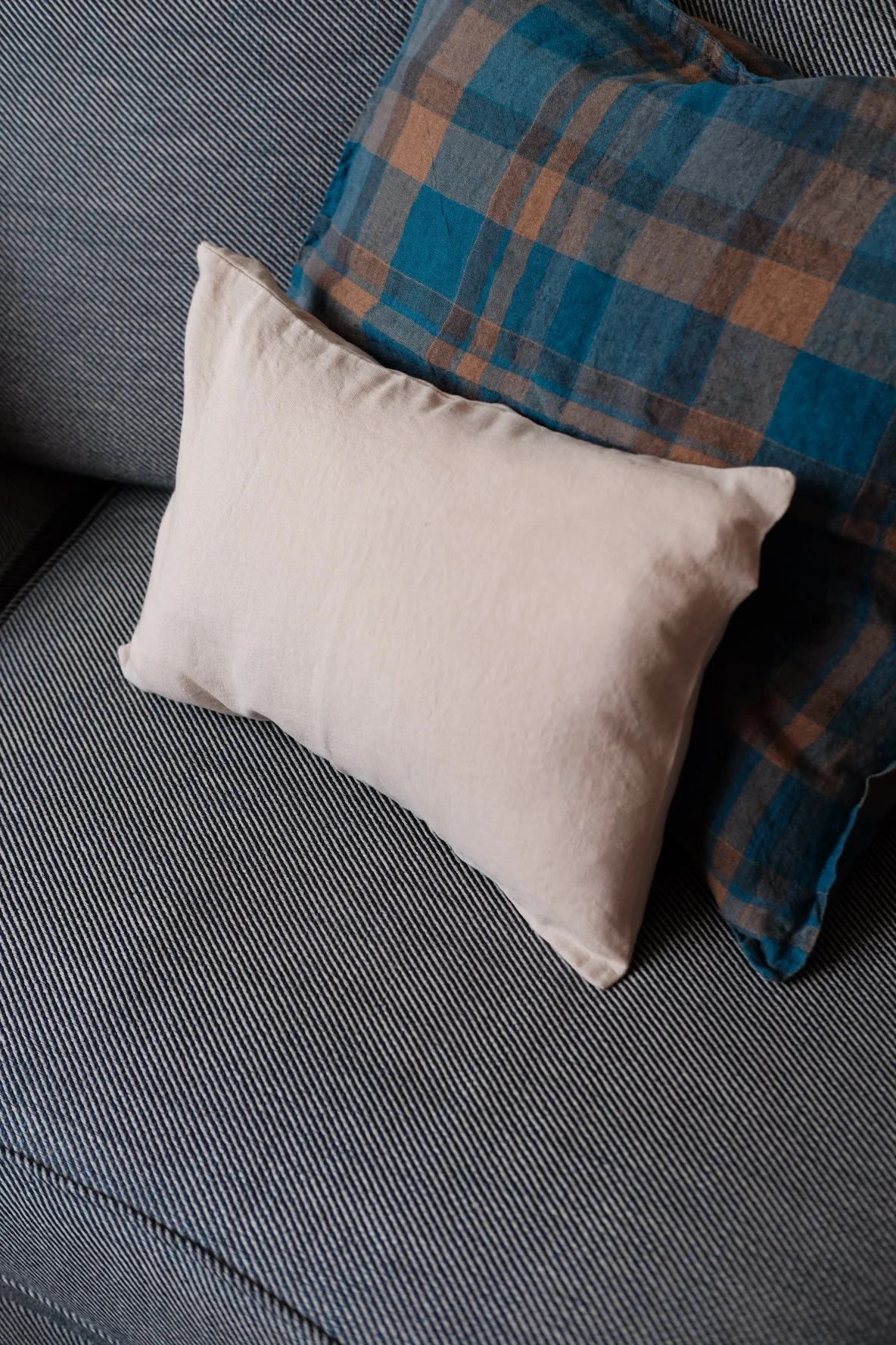 Pudevår • Hør • 50x50 cm • Tartan Bleu Paon - Image 5
