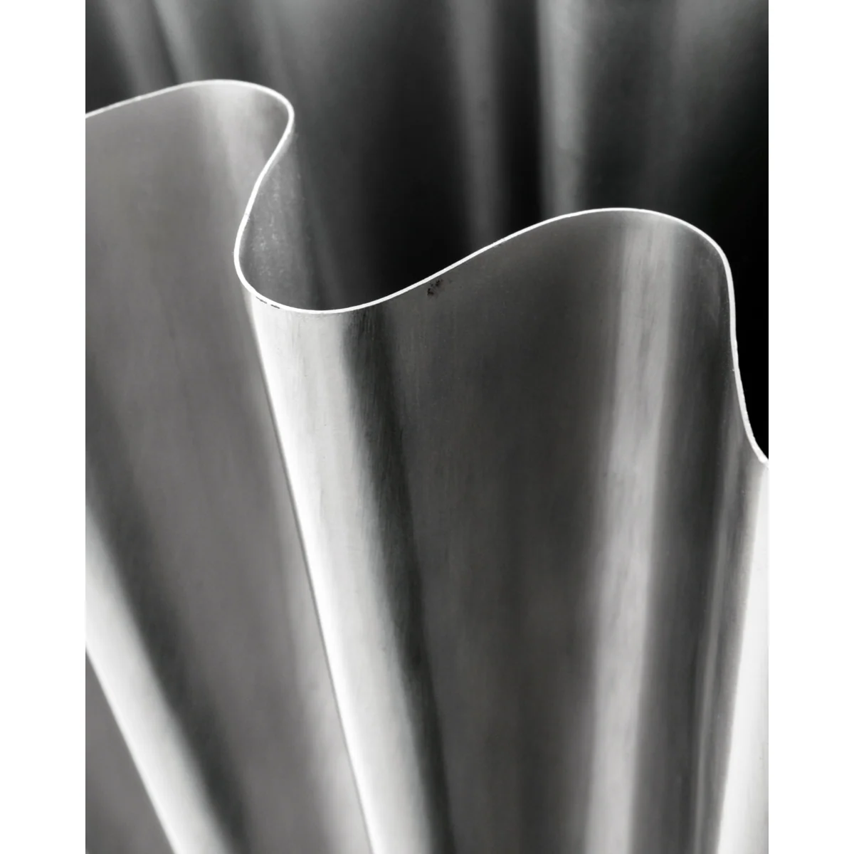 House Doctor • Flood • Stor Vase • børstet stål - Image 5